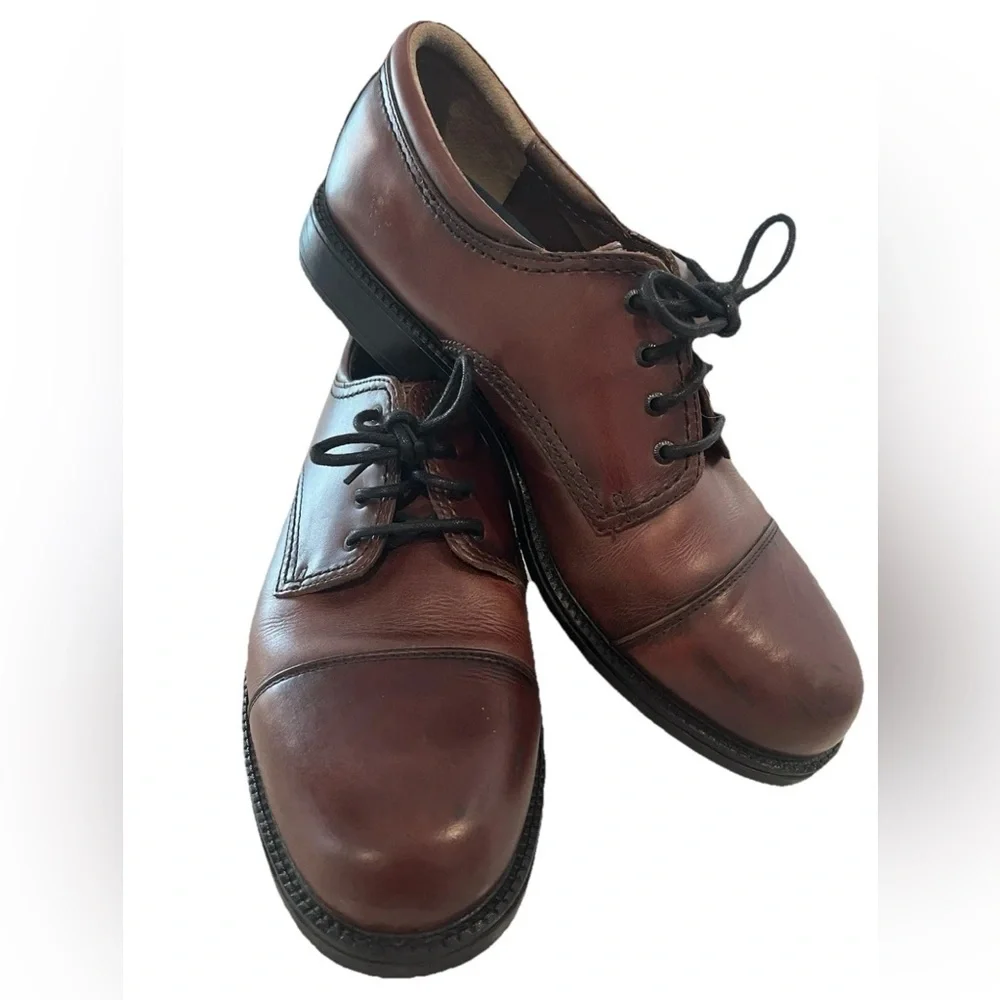 Dockers product pair
